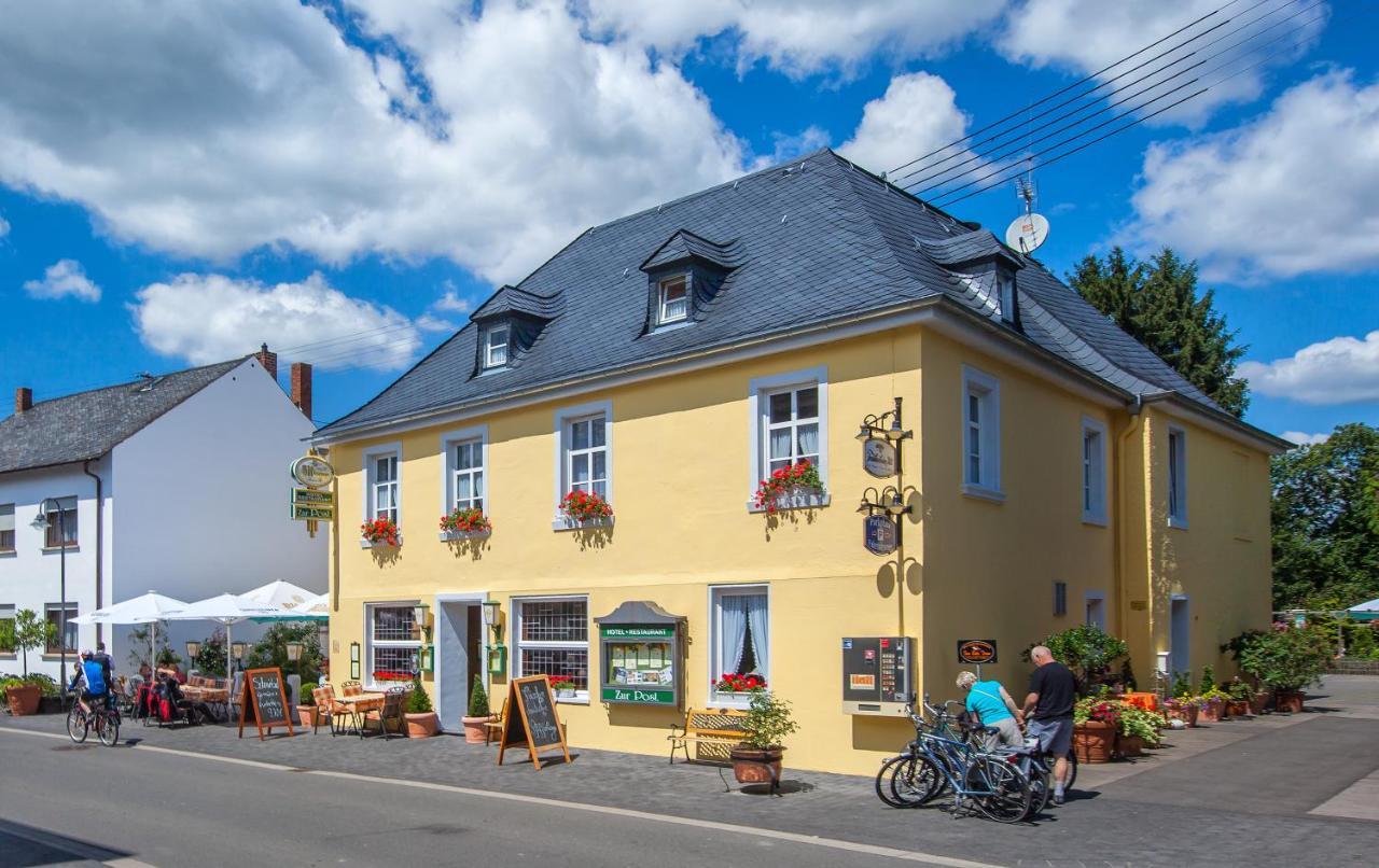 Hotel Zur Post Мюльхайм Экстерьер фото