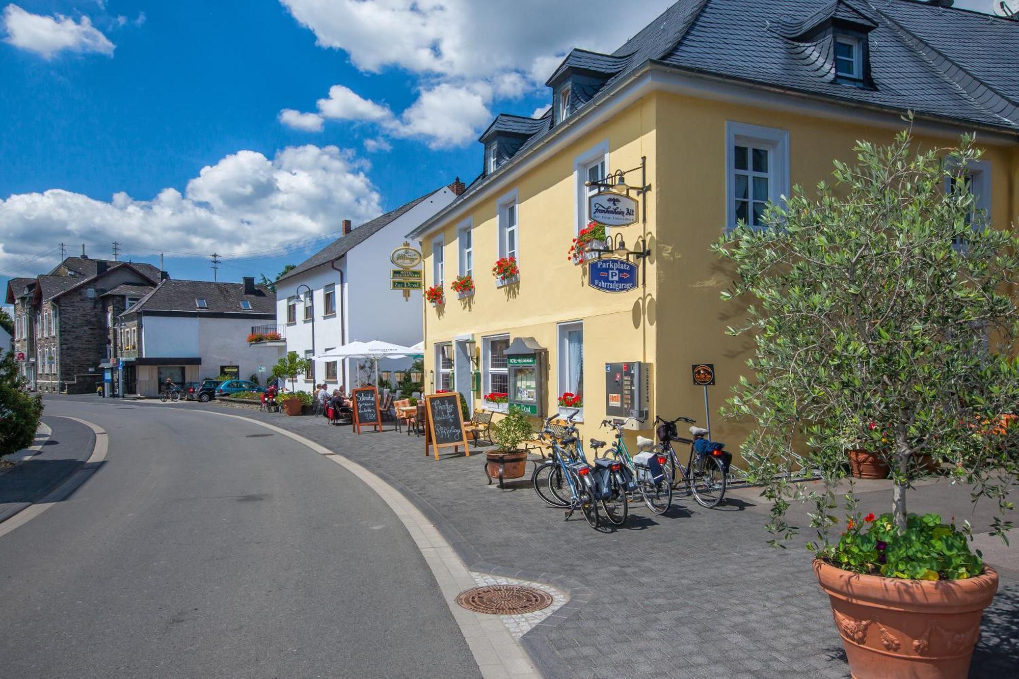 Hotel Zur Post Мюльхайм Экстерьер фото