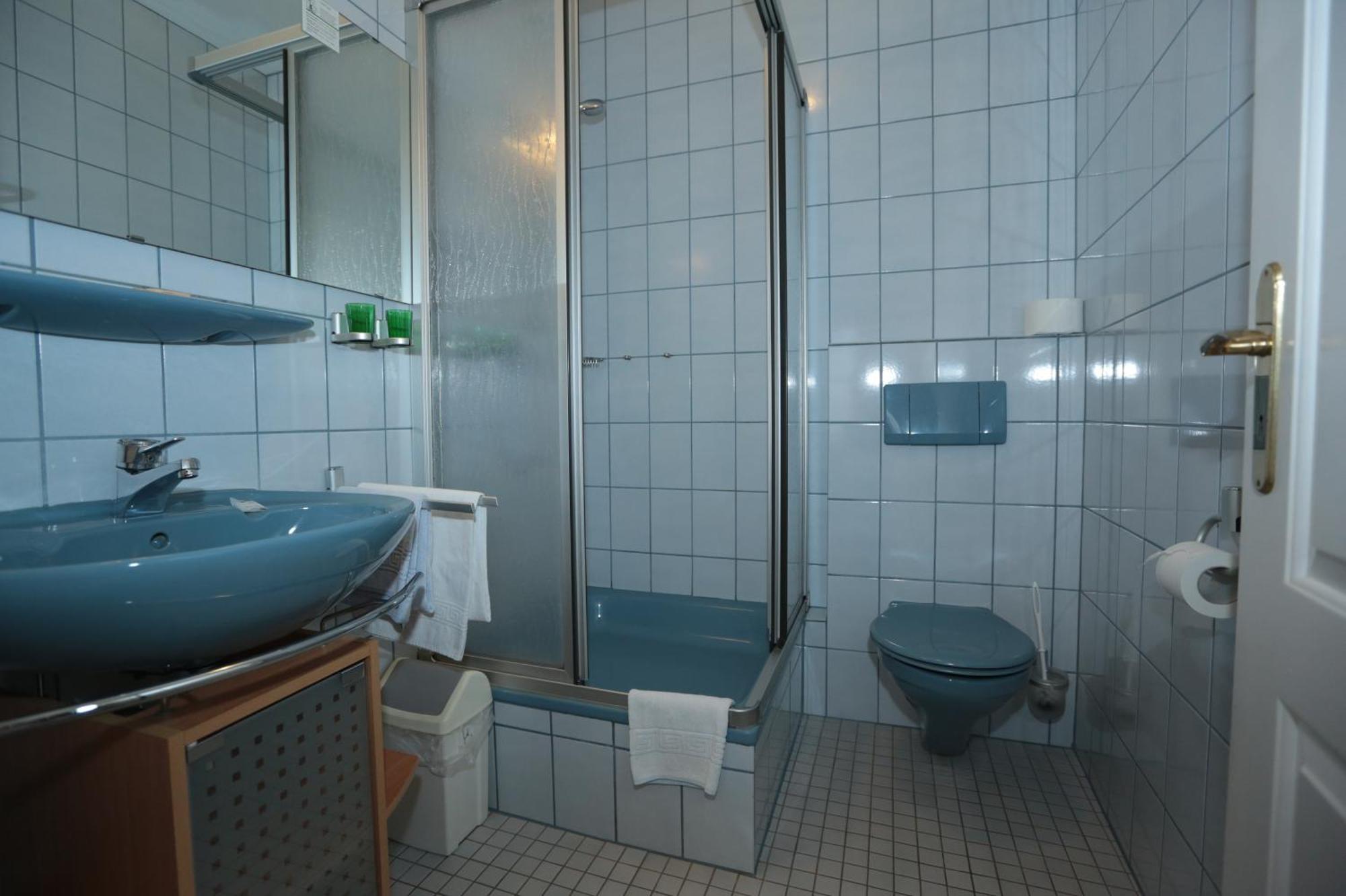 Hotel Zur Post Мюльхайм Номер фото
