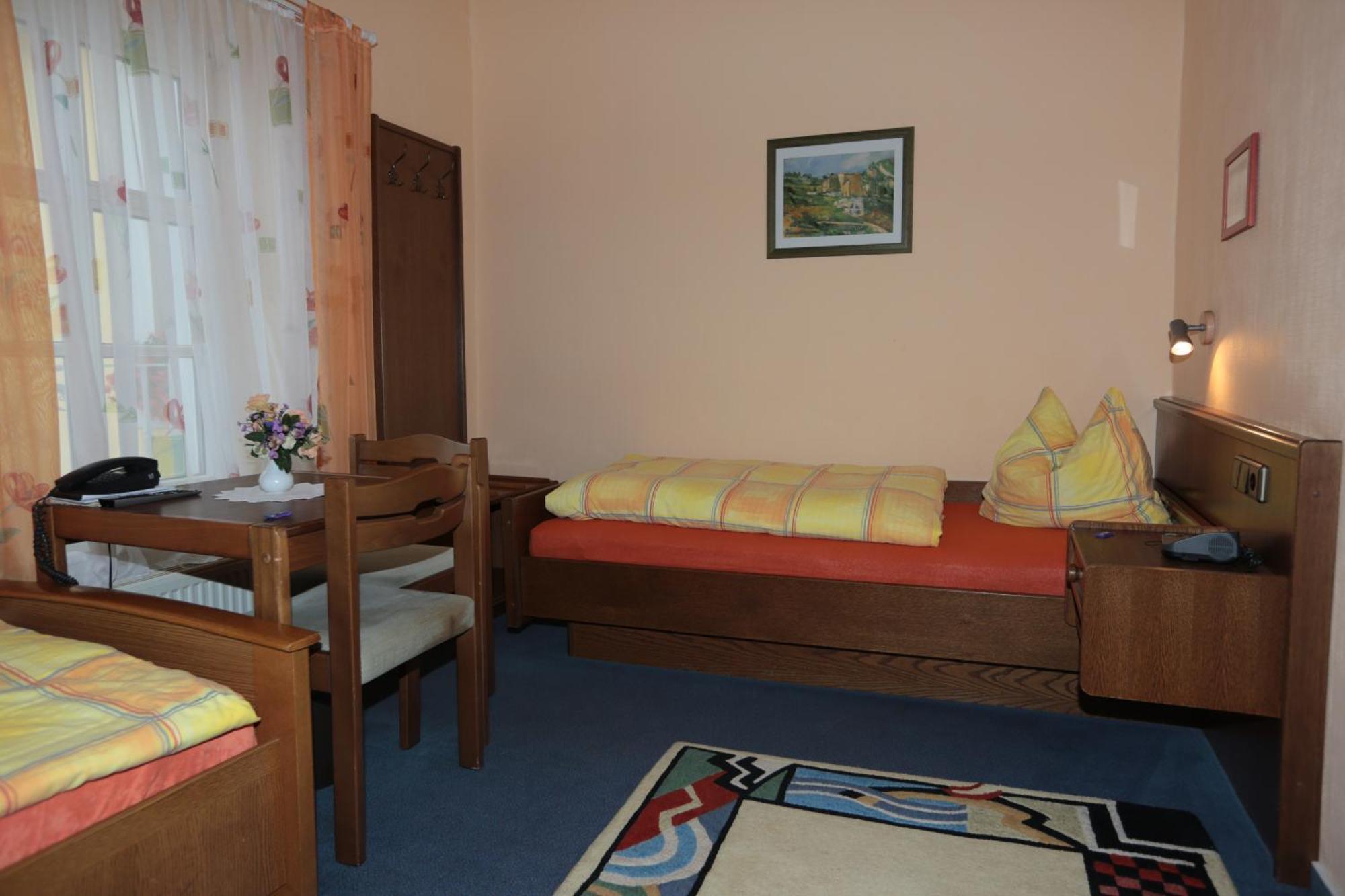 Hotel Zur Post Мюльхайм Номер фото